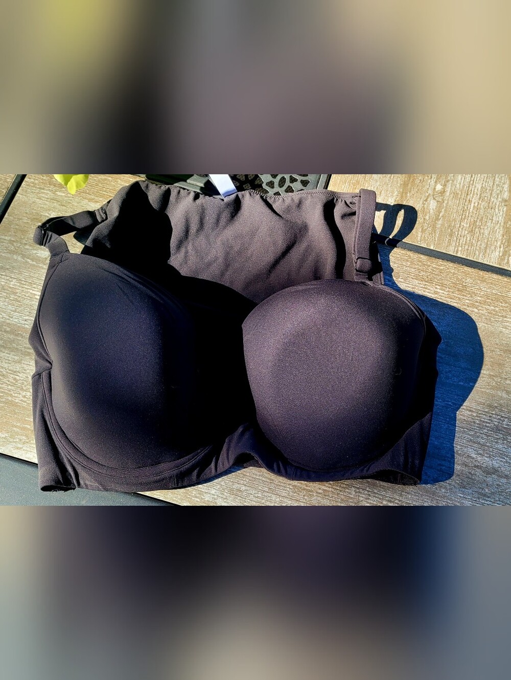 SKIMS 38D Black Support Bra With Underwire. High Back